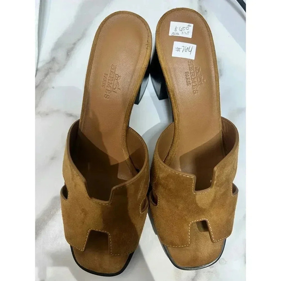 Hermès Helia 60 Brown Suede Sandal - Size 37.5, Excellent Condition - Picture 1 of 4